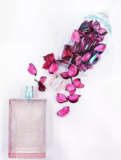 从少女到女人的香水,柔和东方香调的代表性经典香水