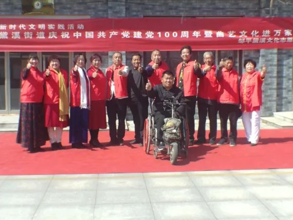 “学*党**史，体彩代销者潘百胜：“轮椅售彩”的故事