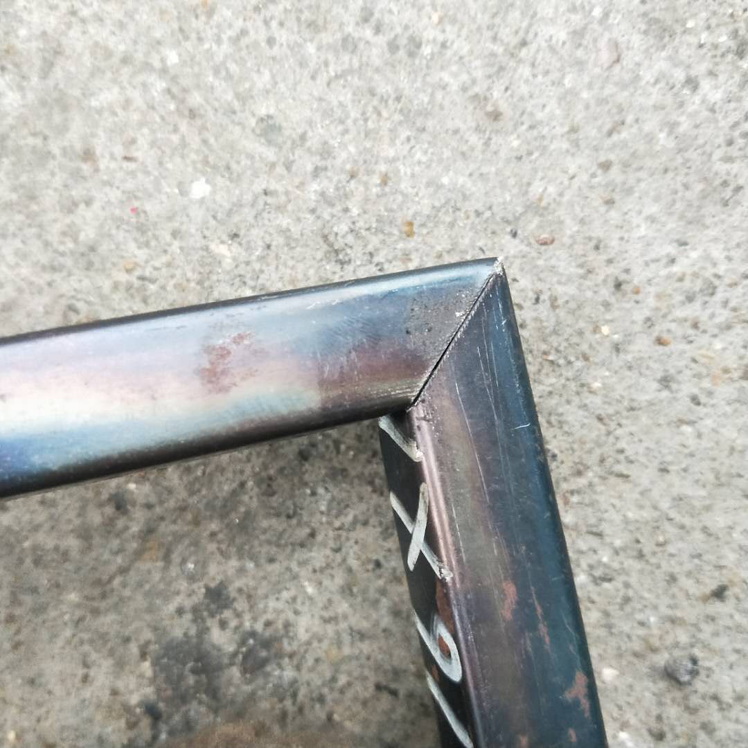 25方管切九十度角一次成型,25方管切90度角