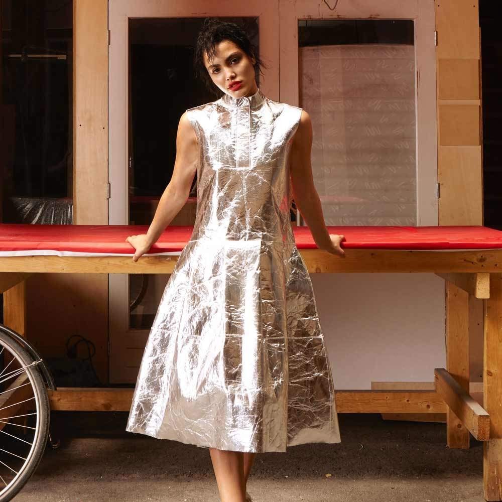 分不清垃圾的上海人哭了,用垃圾卖爆款的时尚圈笑了