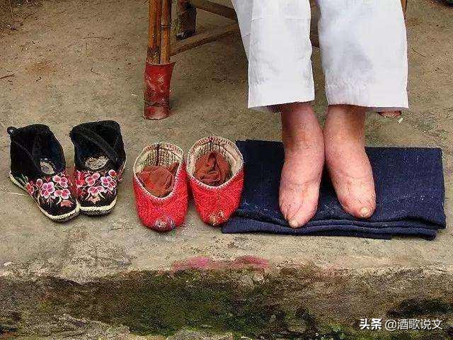 缠足疼吗,缠足到底疼不疼