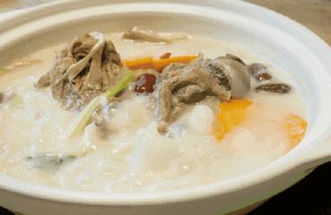 骨头汤有营养还是有嘌呤,骨头熬汤是不是嘌呤高呀