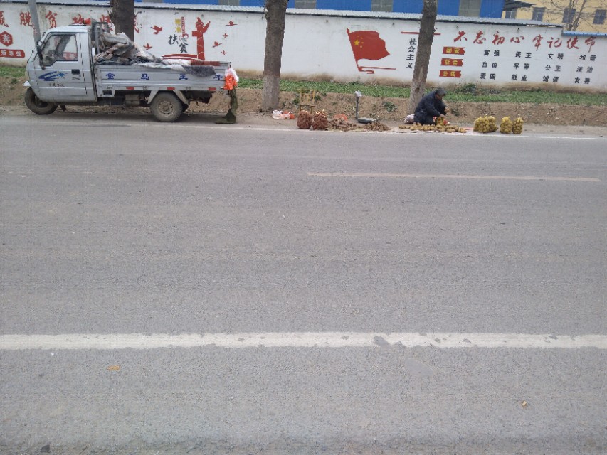 农村赶大集摆地摊可以做的小生意,豫东的农村春节赶大集