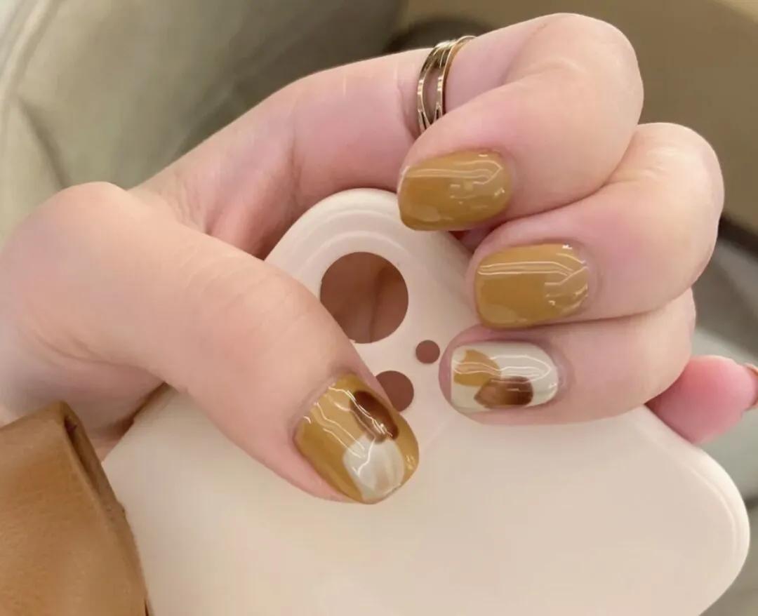 2022显白又高级的美甲海底捞,海底捞美甲图片2022新款裸色