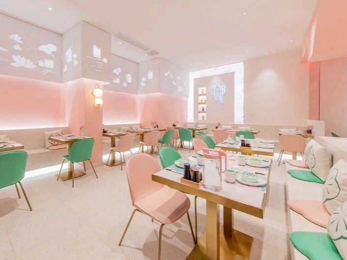 经典案例|董小婉、谭福锅、卢家妈妈……如何炼成爆红品牌？