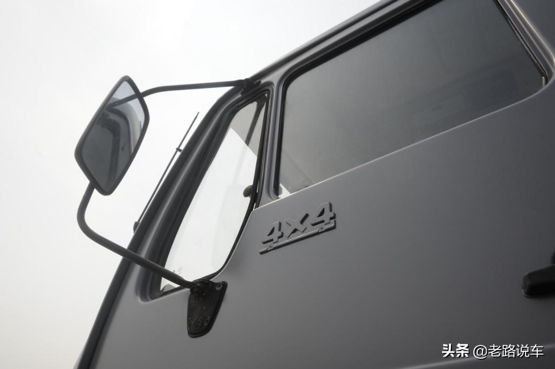 打造钢铁军队铸就时代楷模,重庆曾经有过的超跑神车