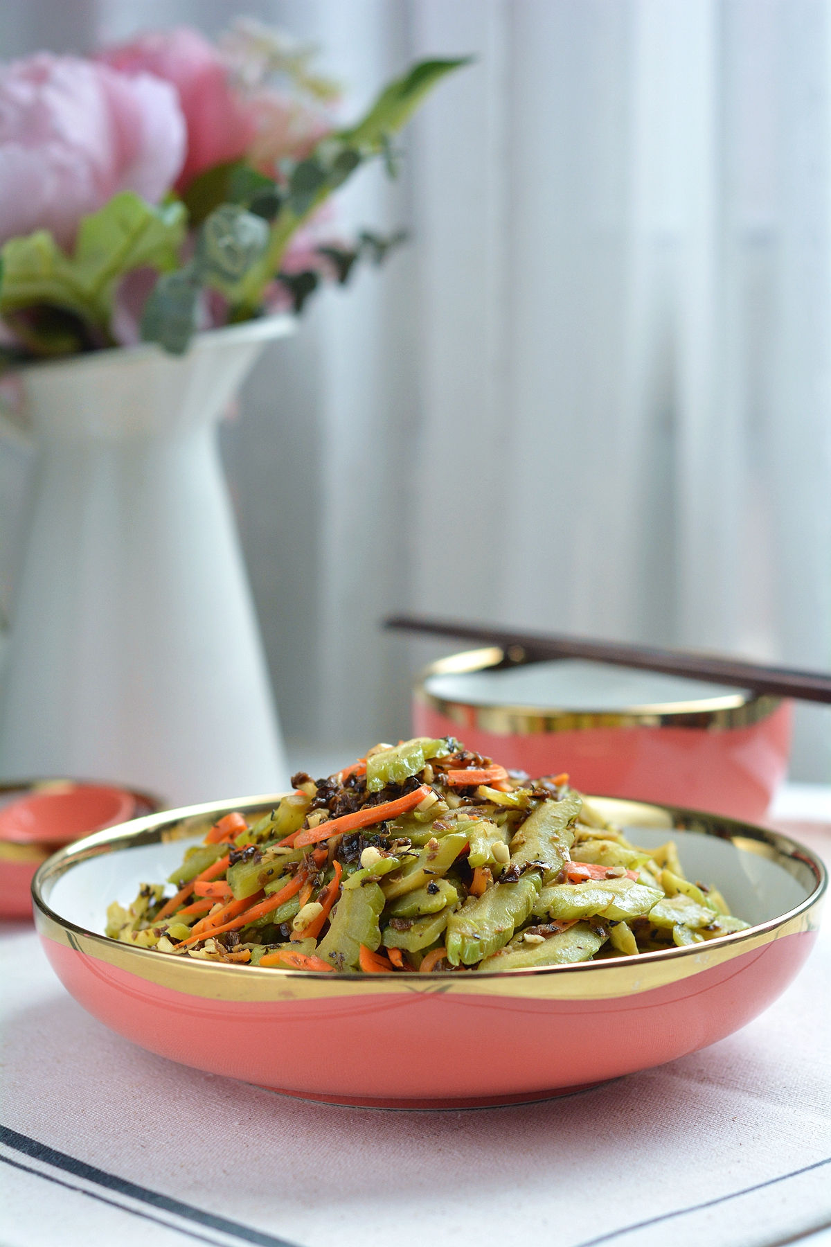 苦瓜的做法大全简单又好吃,苦瓜的家常做法简单好吃