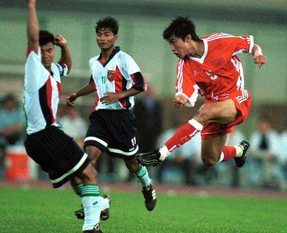 郑智上中国足球活化石,足球活化石郑智