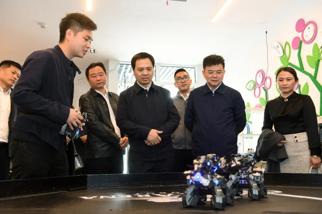 严允考察锦源新区,张宝亮带队赴珠海和佛山招商考察