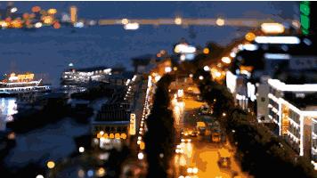 「十堰」在十堰一家小区拍下，这样的外墙第一次见，太牛了