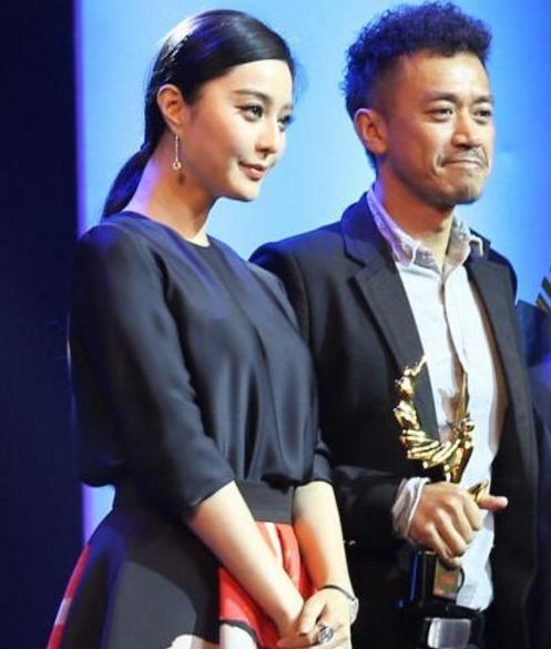 深扒*疆新**三宝情史，从影后到天后，从港圈到京圈，精彩曲折无止境