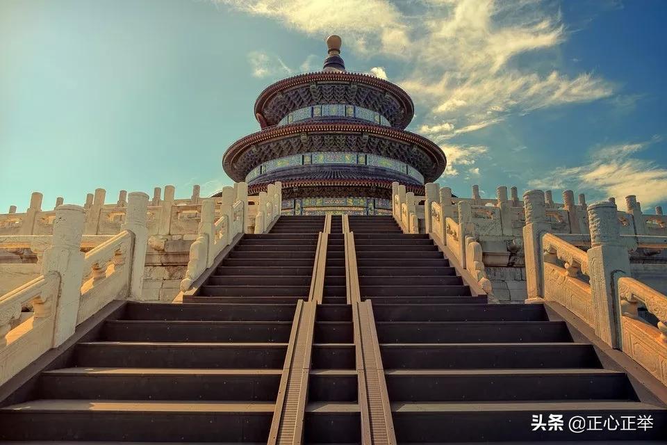 思维格局决定你的人生高度励志语,思维的深度决定你的人生高度