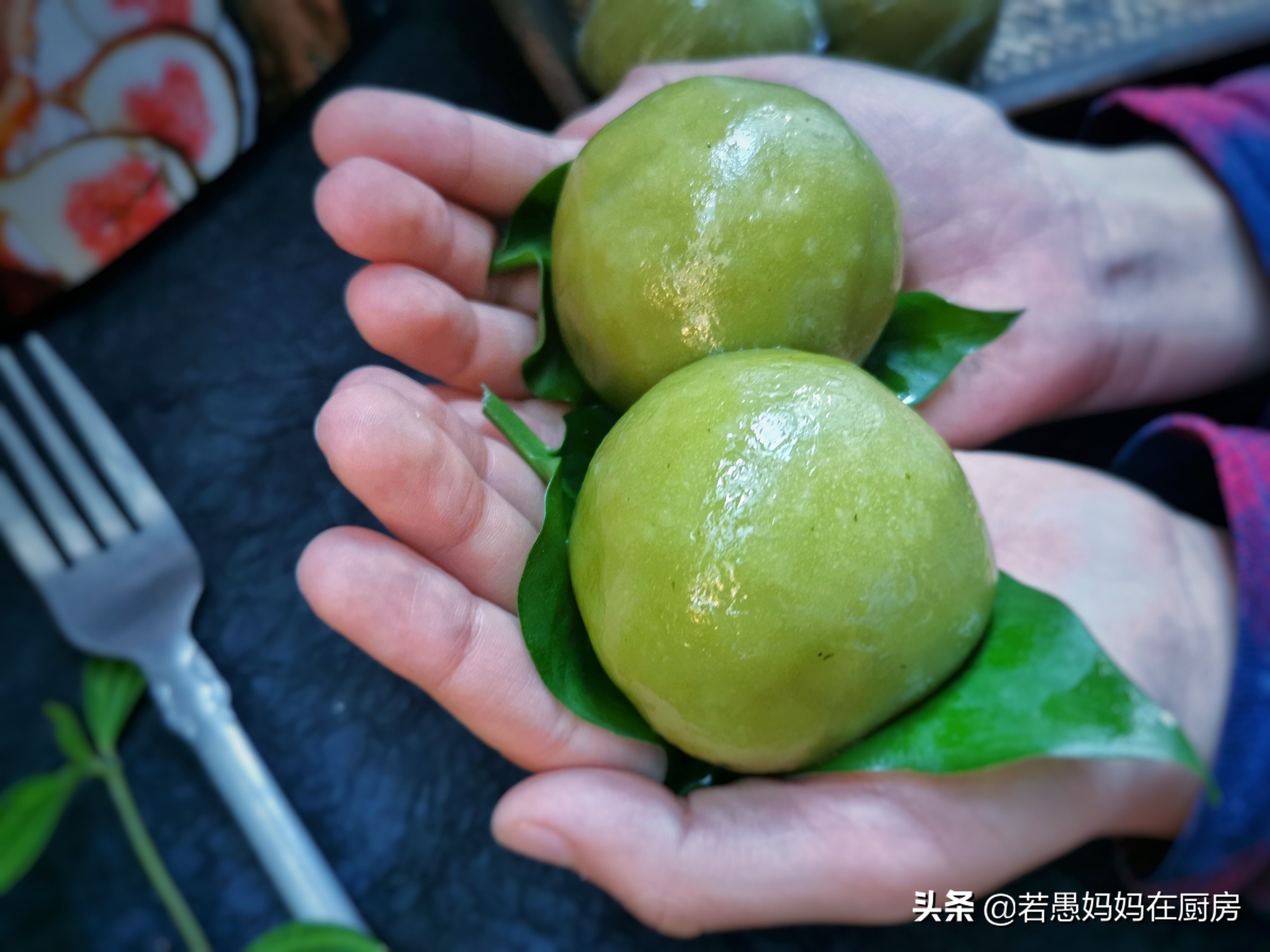 艾草青团怎么做才不会苦,艾草什么地方做青团最好吃