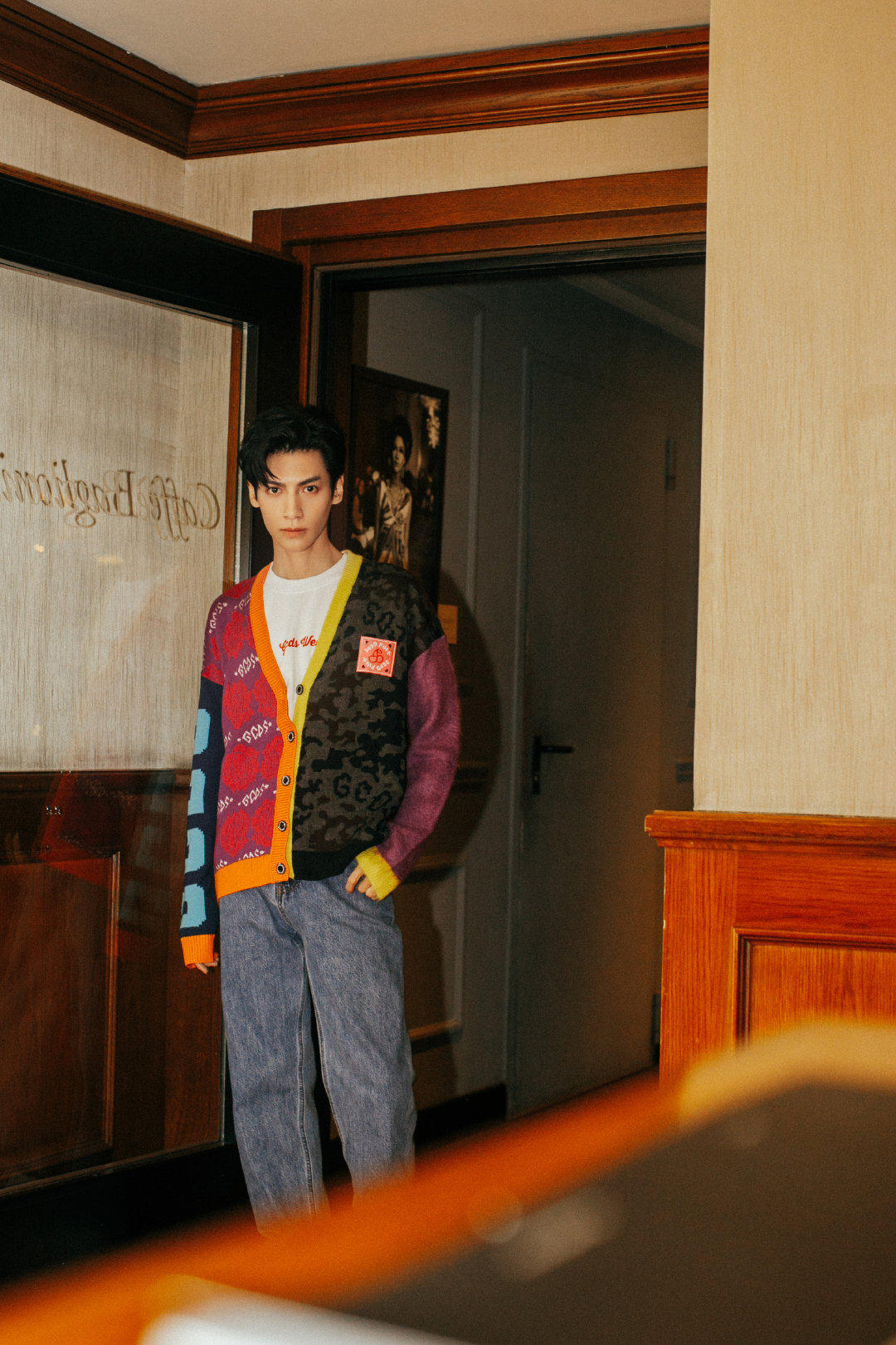 穿搭男生潮流大牌,男明星冬季最帅休闲运动穿搭