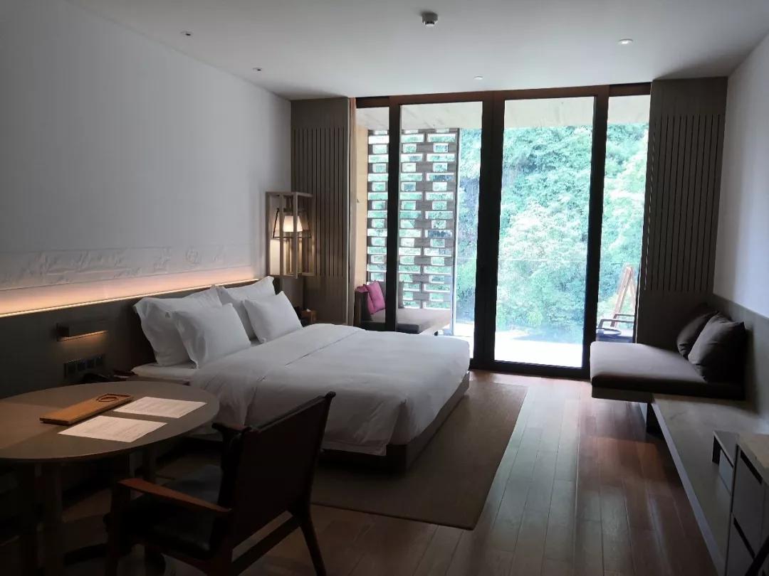 桂林阳朔糖厂改造酒店,阳朔老糖厂酒店