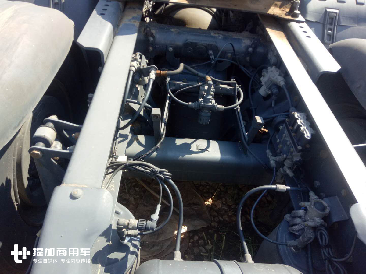 二手斯堪尼亚卡车9.6,二手斯堪尼亚v8柴油发动机