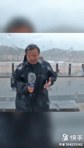 消防员吞下第11个包子,消防员吃下11个包子当晚餐