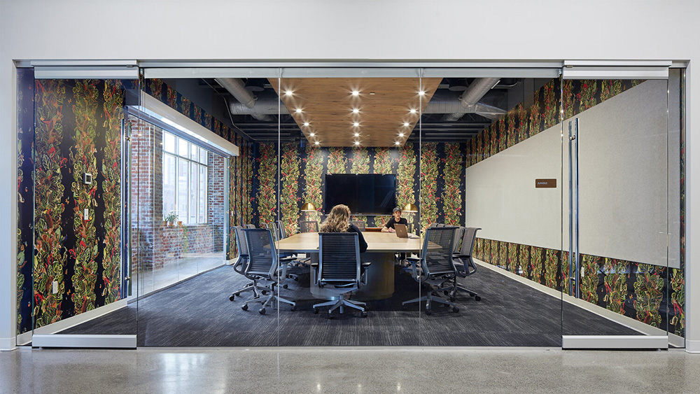 温暖工业风广告公司Fallon明尼阿波利斯办公设计欣赏