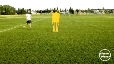 足球过人实用技巧小学生,100个足球过人技巧教学