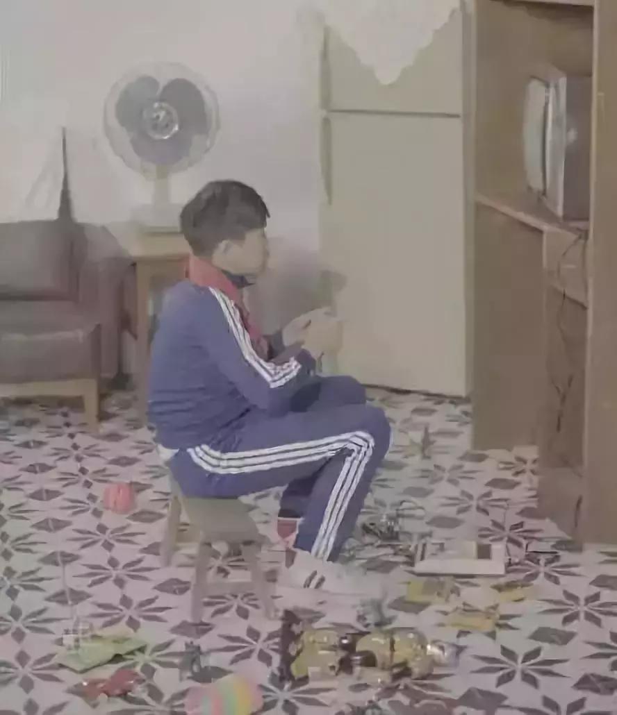 回忆杀！好想再通关一次“魂斗罗”，吃一次大大泡泡糖……