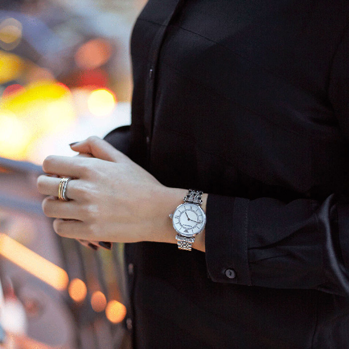 阿玛尼满天星镶钻简约款,阿玛尼满天星小众轻奢