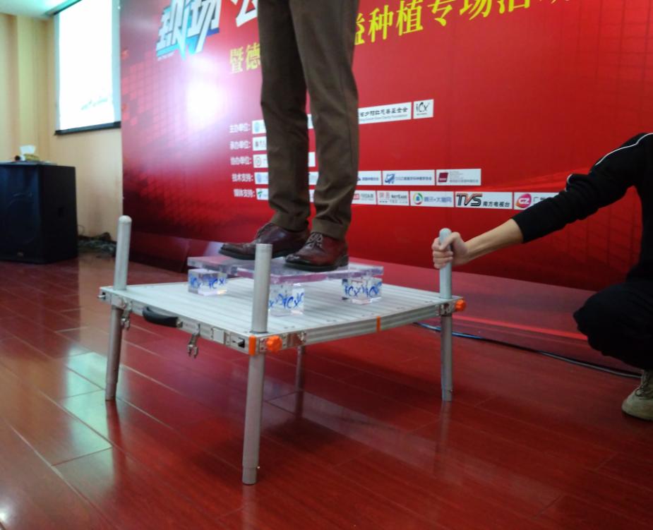 f1赛车意外事故,f1比赛最心碎的事故瞬间