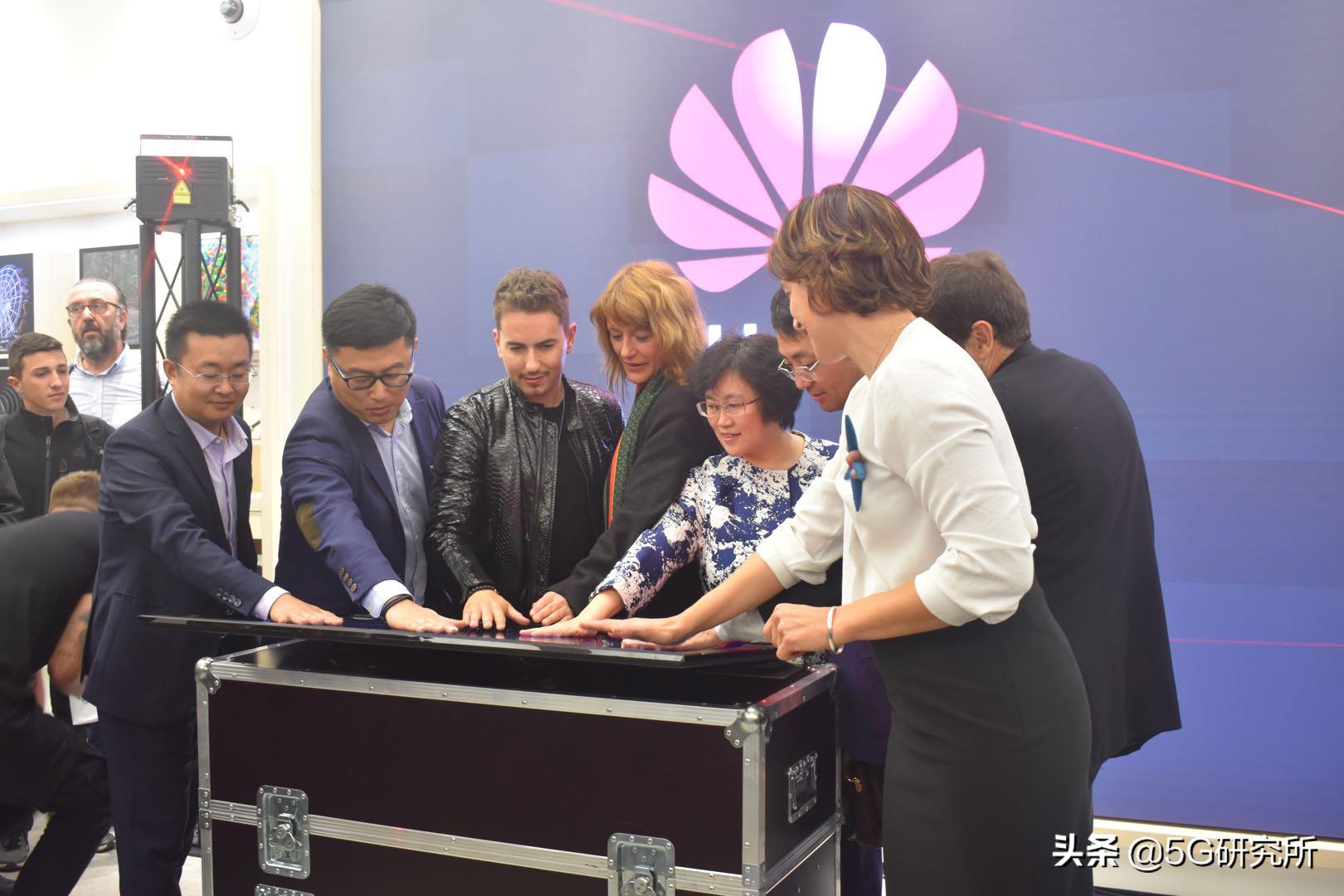 支持国牌，迪信通西班牙在行动