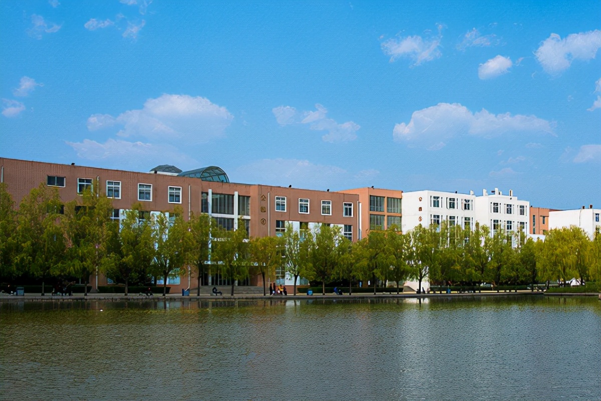 注意！河南要增加一所“师范大学”，学校升级为何不受欢迎？