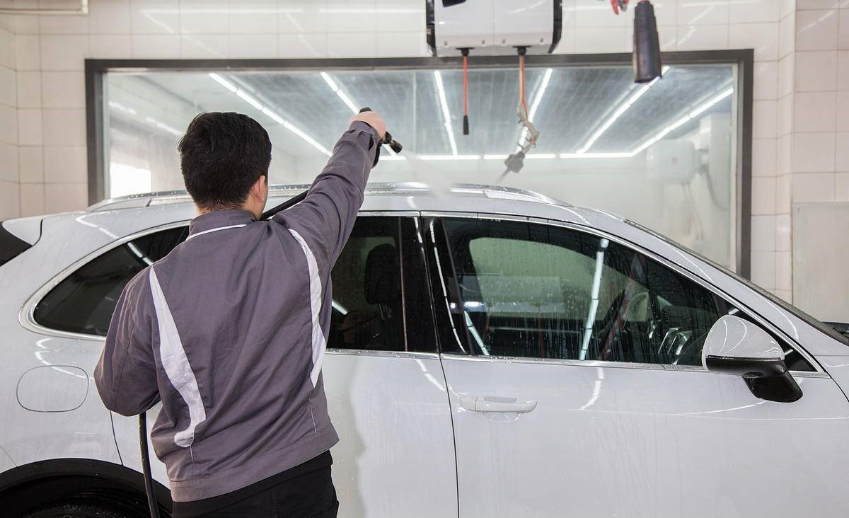 汽车美容步骤讲解,汽车美容全套基础知识