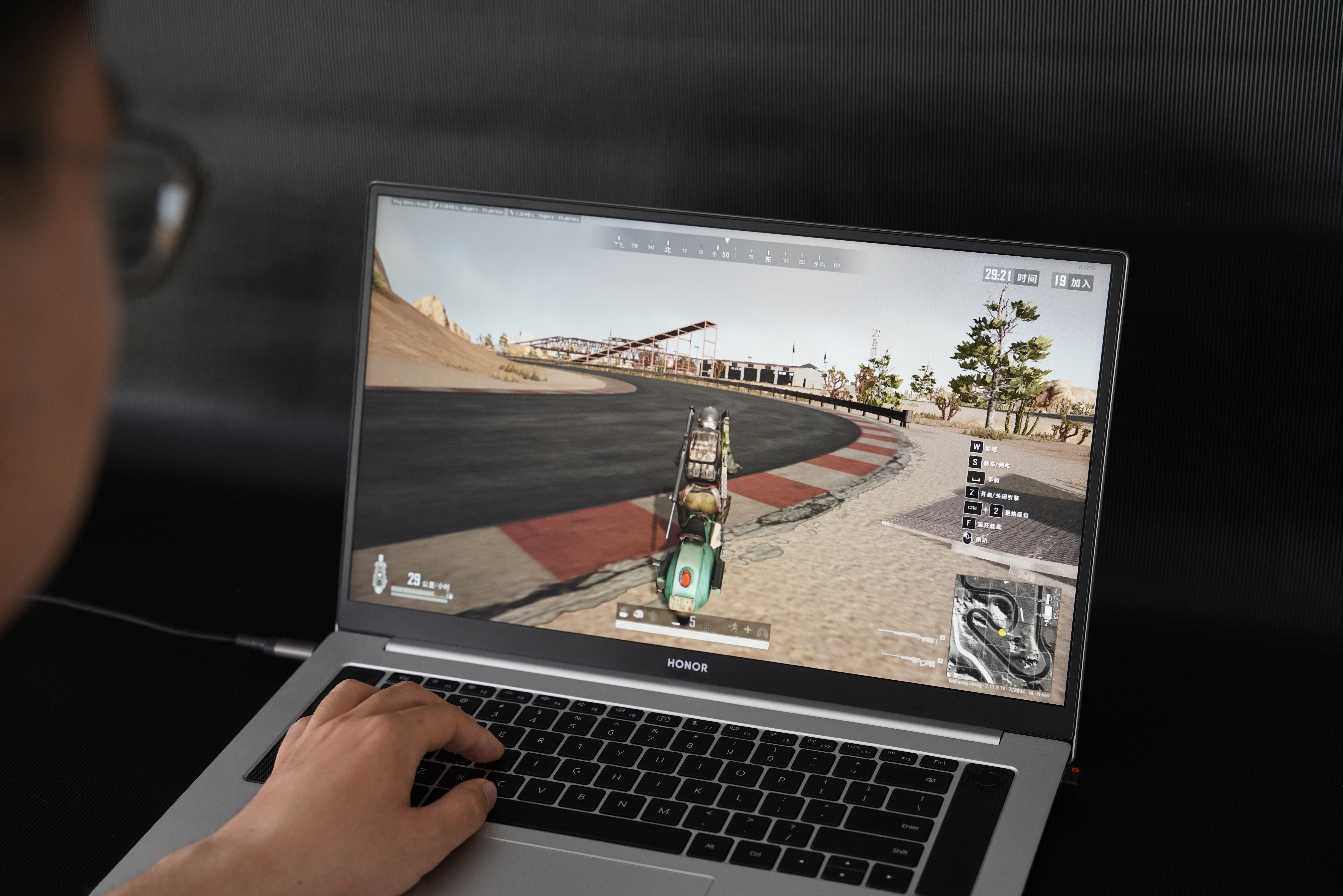 荣耀magicbookpro2020款拆解,荣耀magicbookpro2020拆机屏幕