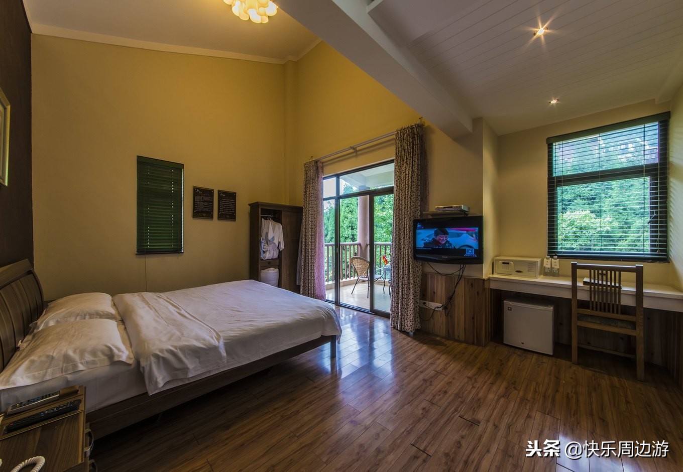 七里坪温泉酒店泡天然温泉,七里坪峨眉山酒店的温泉有多高