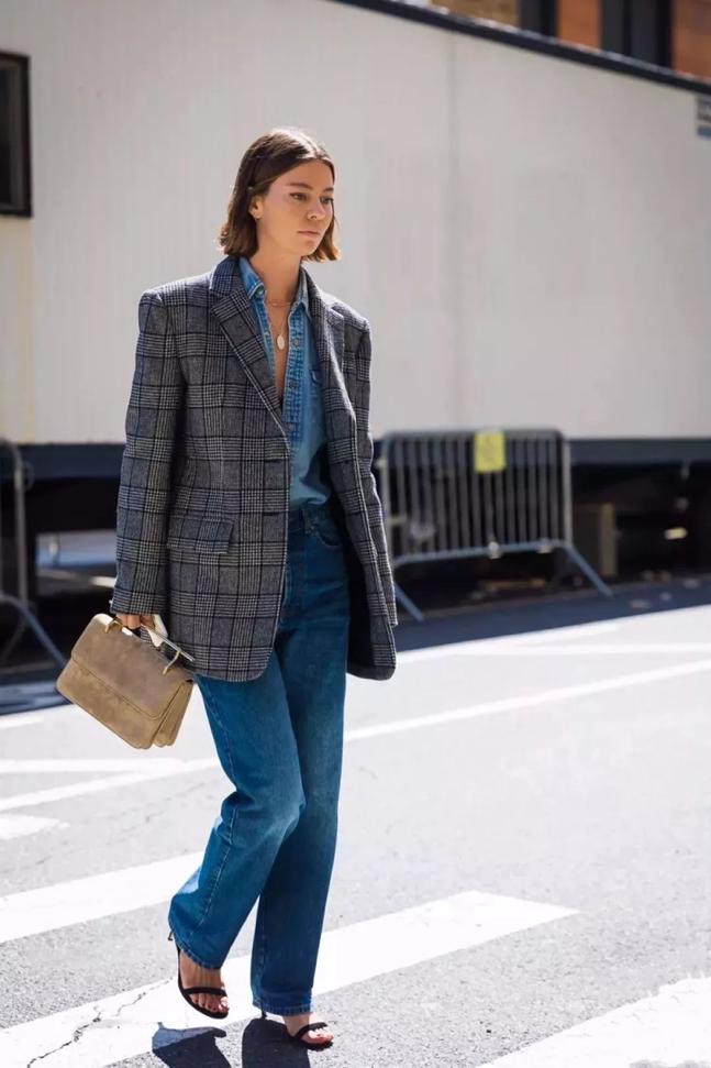 老爹裤显瘦还是直筒裤显瘦,为什么今年流行老爹裤