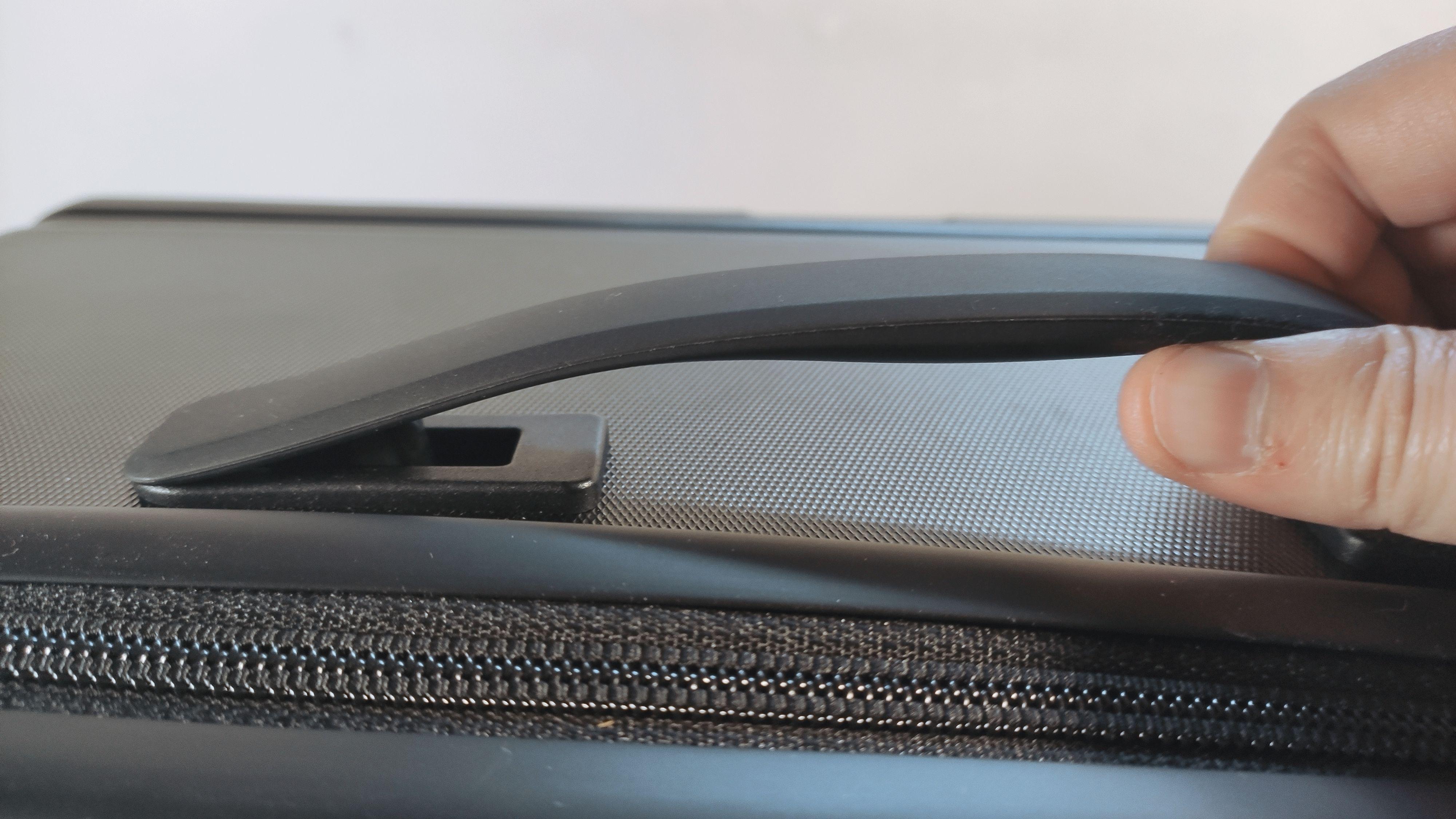 超能装的行李箱外国,level8地平线8号旅行箱评测