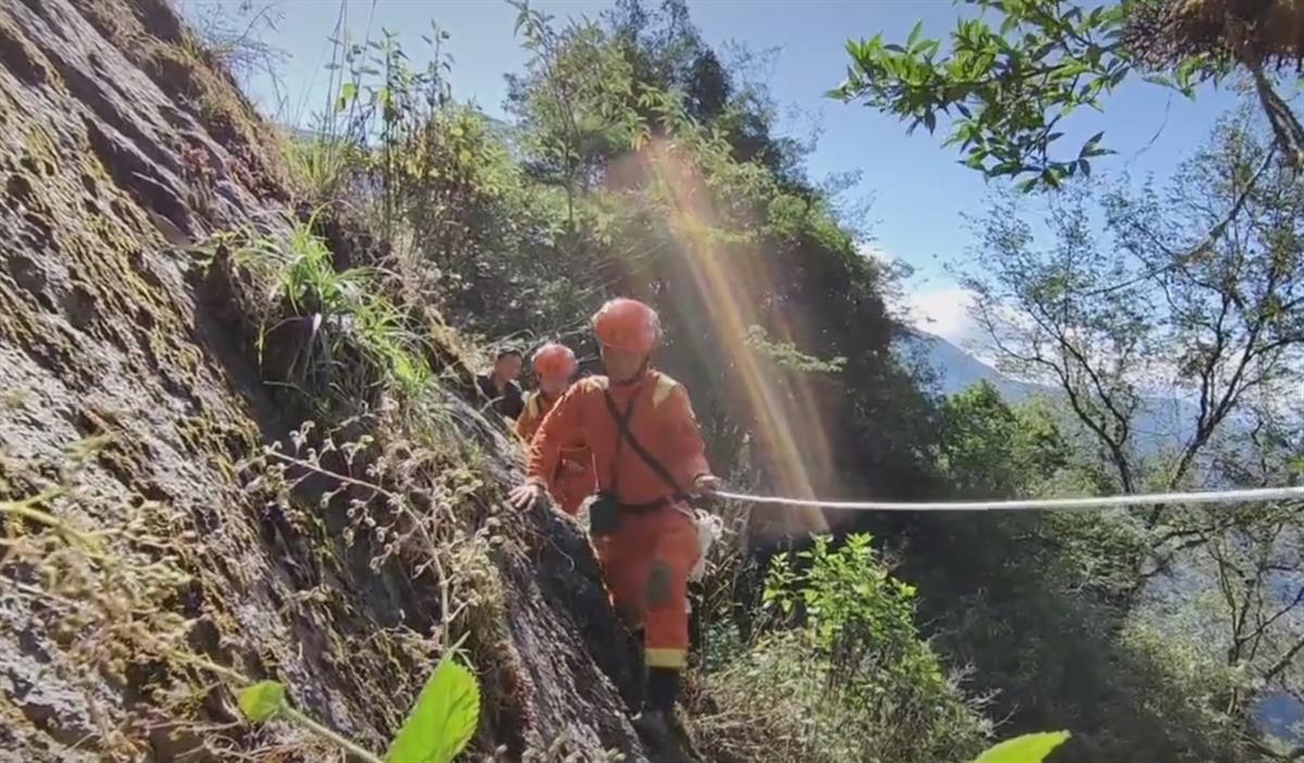 罗盘遇到怪事真的会受到干扰吗,哀牢山失踪人员有带罗盘吗