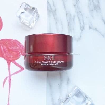 这些网络热门超好用的补水抗皱保湿眼霜，让你的双眼变得炯炯有神