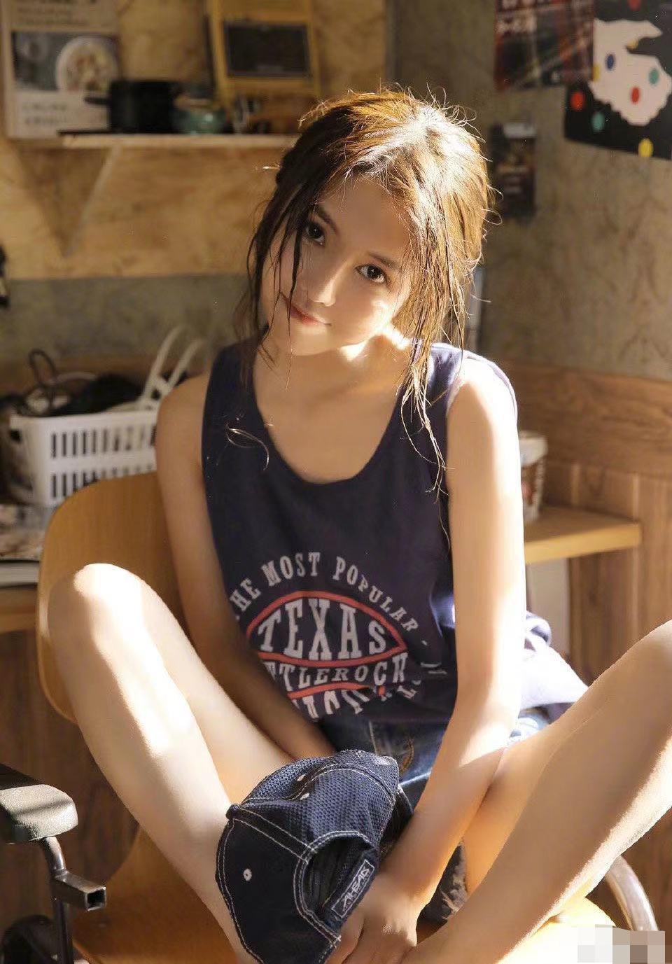 王思聪与酒吧网红,王思聪夜店买醉又换网红女友了吗