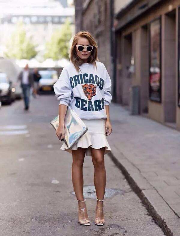 胖女生穿什么卫衣比较合适,偏胖的女生适合多长的裙子