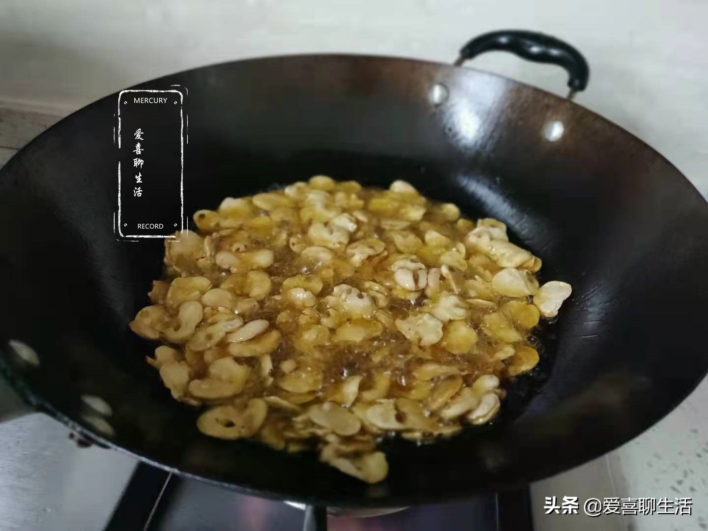 蚕豆酥脆好吃做法,春季的蚕豆这样做酥烂又好吃