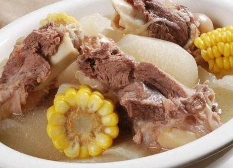 在家炖的羊汤为啥不白,自己在家骨头汤怎么炖奶白