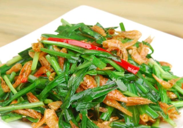 虾皮炒韭菜可以长高吗,韭菜和绿豆芽一起炒宝宝可以吃吗