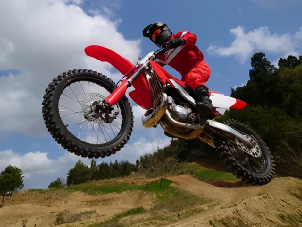 索尼xperia1iv微距拍照怎么样,索尼xperia1iii原相机