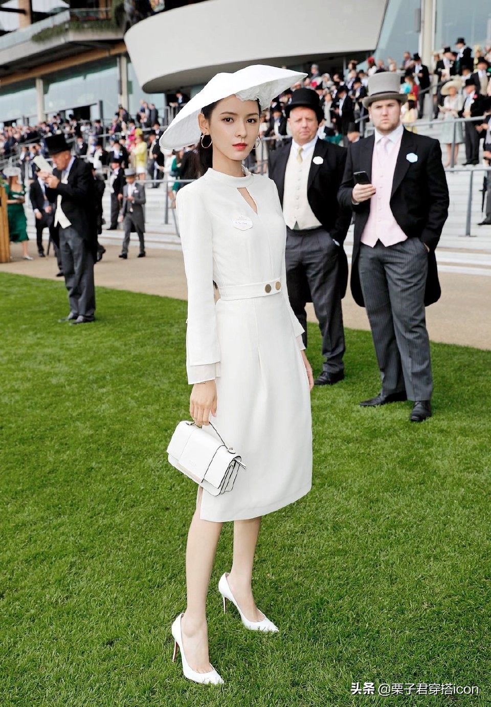 英国皇家赛马会现场,英国皇家赛马会观众再现貌美如花