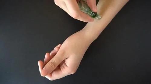 风油精的10大妙用全部,风油精的隐藏用法测评