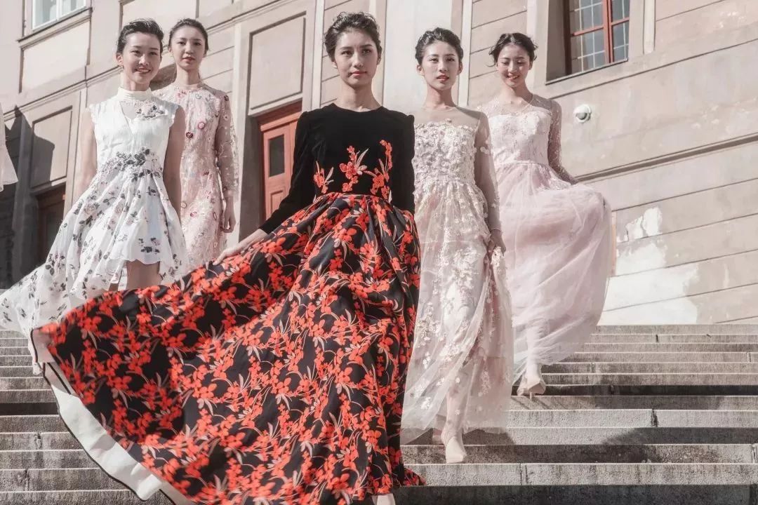 《人间尽兴清单》华姐的打开方式,你根本想不到