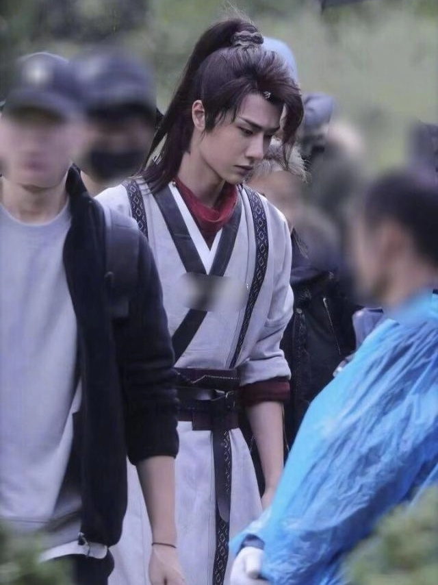 李现井柏然视频,李现井柏然微博之夜