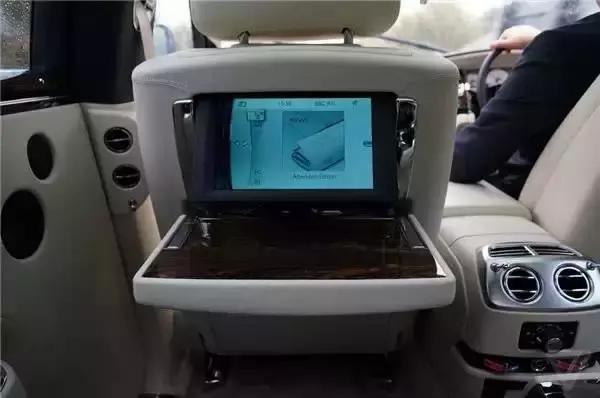 劳斯莱斯全部车间图片,劳斯莱斯的工厂的视频