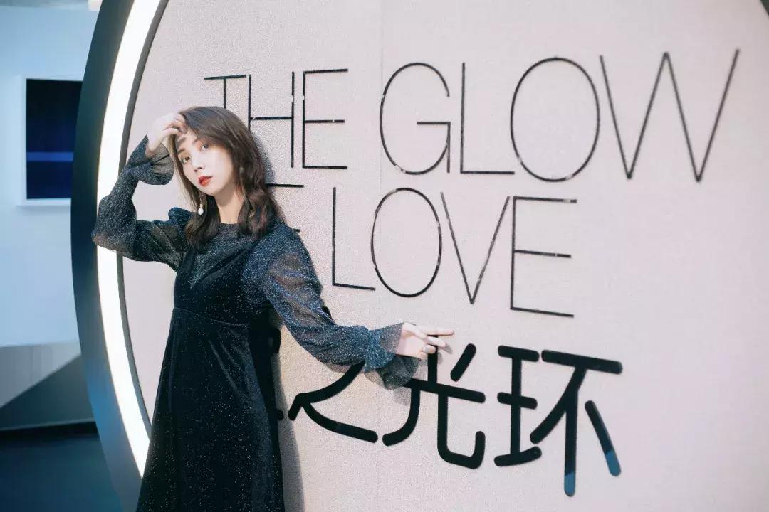 nars彩妆视频,号称彩妆界老司机的nars