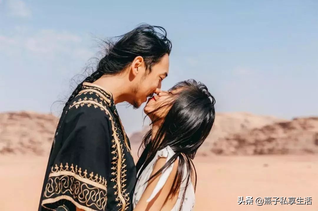 环游世界夫妻赚了十个亿,情侣环游世界视频