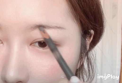 学习化妆初学者建议要学哪些,新手学化妆要先学哪些基础