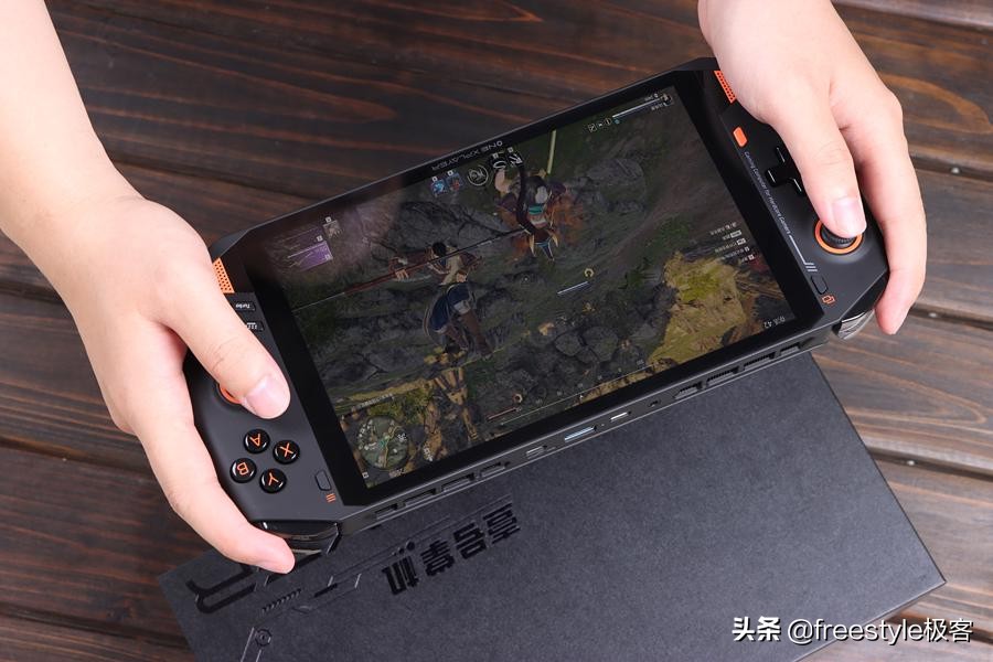 onexplayer游戏掌机有几个版本,steam掌机需要再买游戏吗